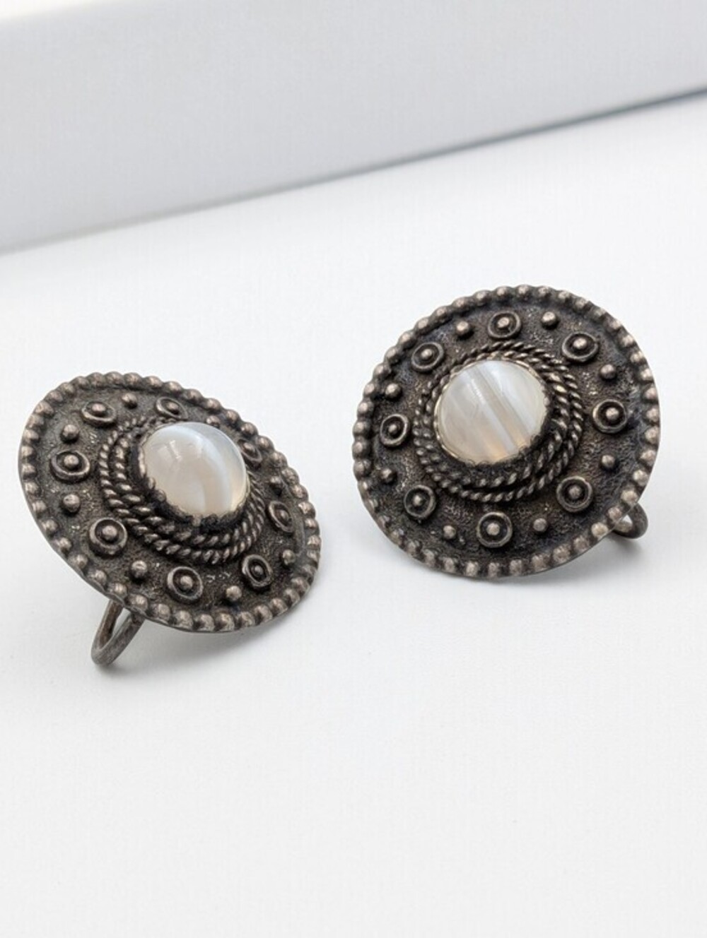 Antique signed 925 sterling silver round screw back earrings art glass
